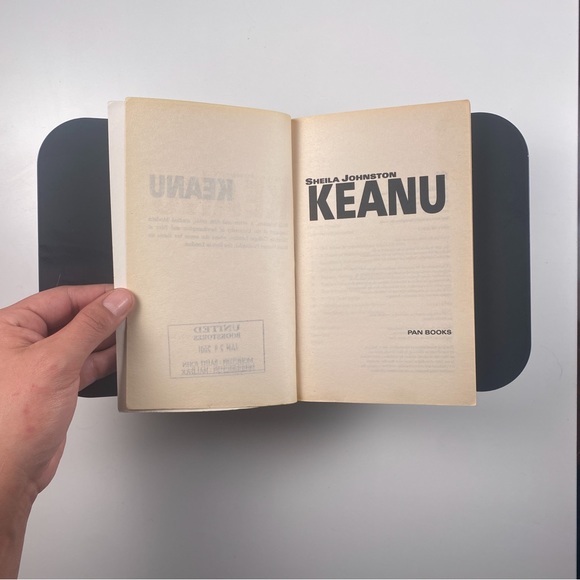 3/$10 - Two Biographies of Actors - Picture 5 of 16